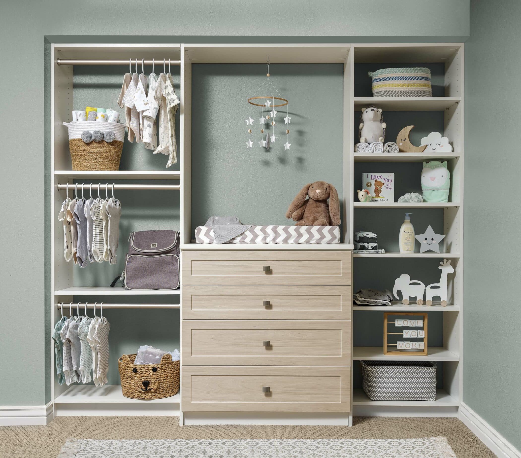 A kids closet that can grow along with your child